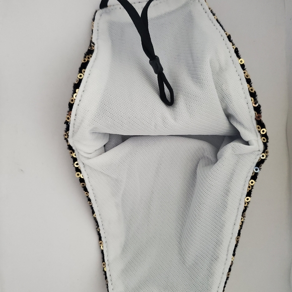 Quality Sequins face mask - Picture 3 of 6